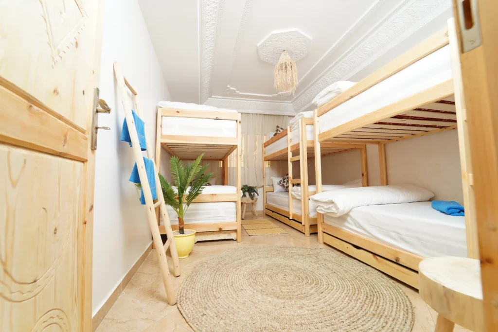 WAVES HUNTER SURF HOUSE - PICS DSC00822