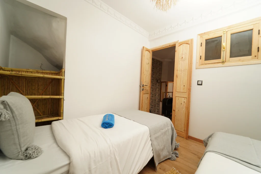 WAVES HUNTER SURF HOUSE - PICS DSC01082